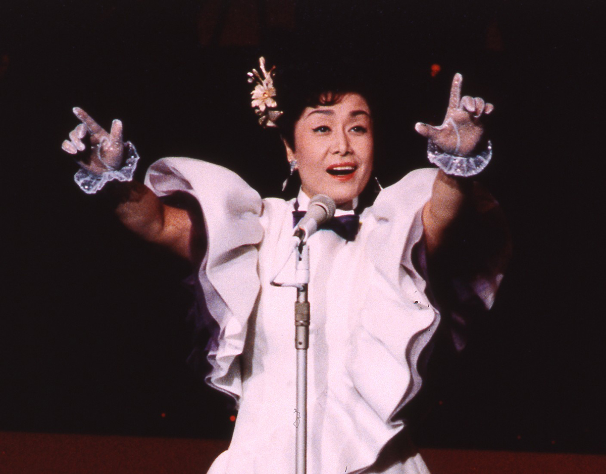 美空ひばりコンサート「'83 歌声はひばりと共に」（新宿コマ劇場）